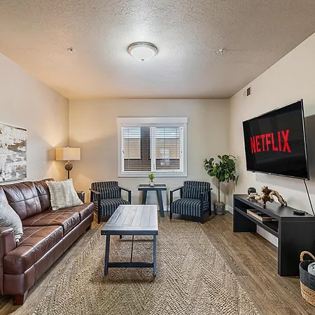 2-Bd Apt W/ Wifi, Netflix, Mtn Views In Dt Ogden